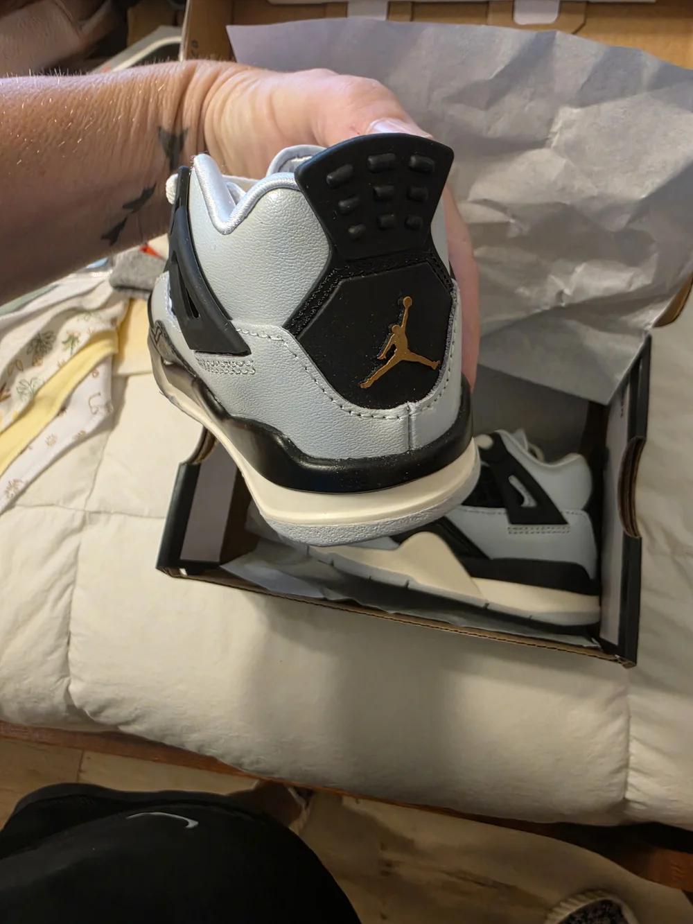 Jordan Toddler/Preschool Retro Basketball Shoes in Gray and Black